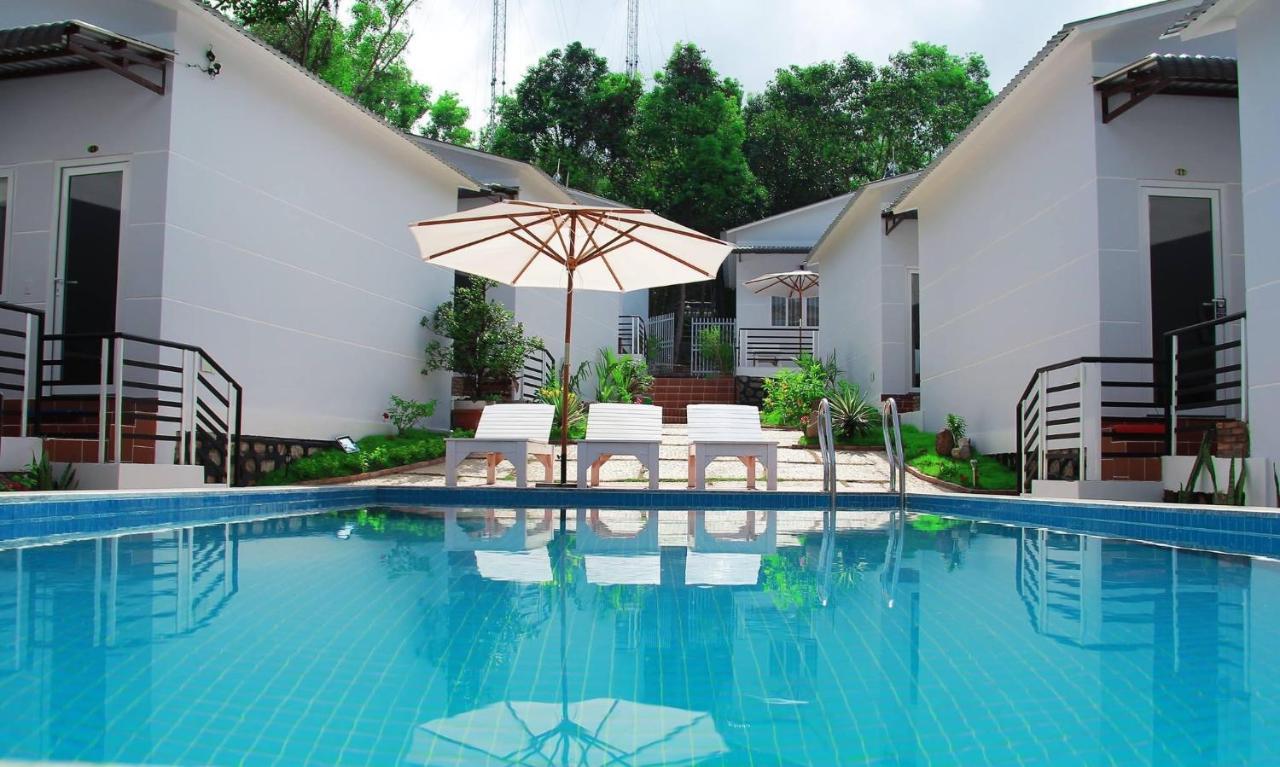 Ngoc Hanh Bungalow Duong Dong Exterior foto