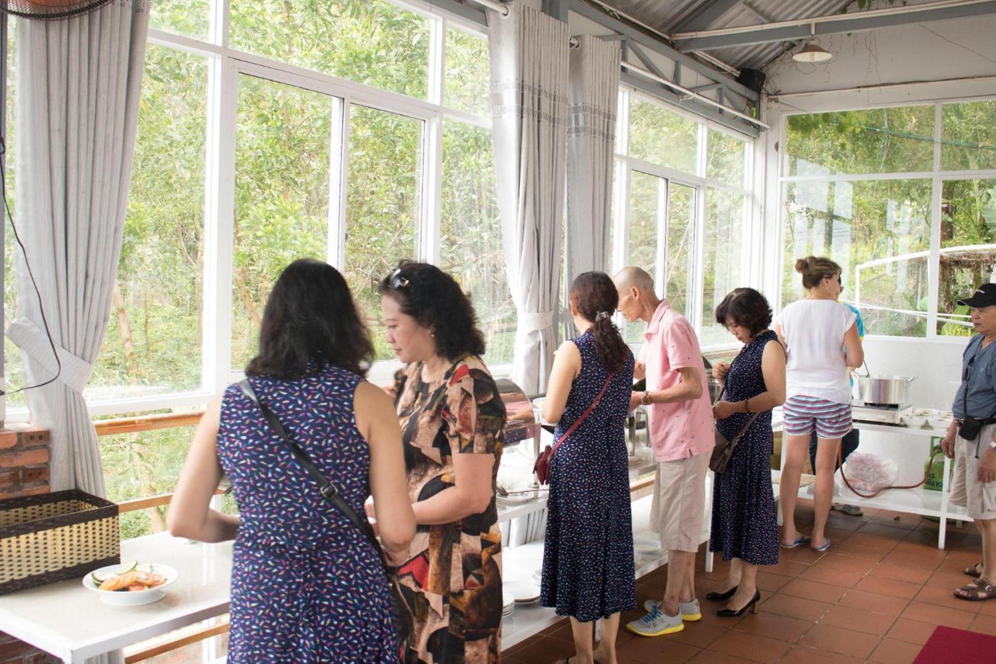 Ngoc Hanh Bungalow Duong Dong Exterior foto